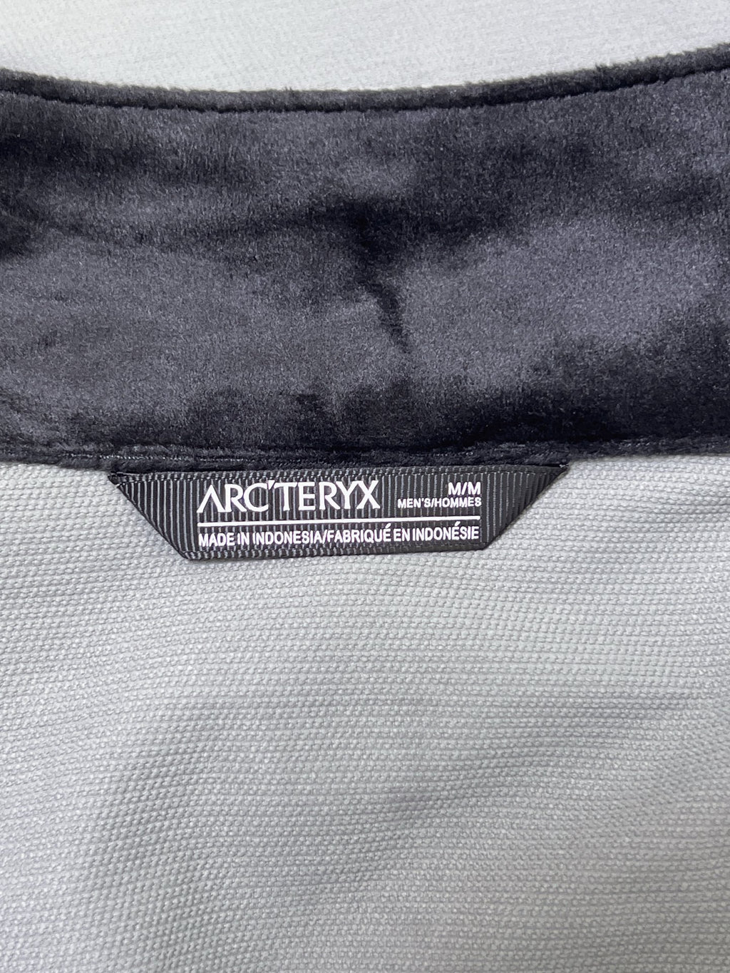 Arc'teryx Men's Hooded Softshell Jacket – Cement Gray | Outdoor & Everyday Wear
