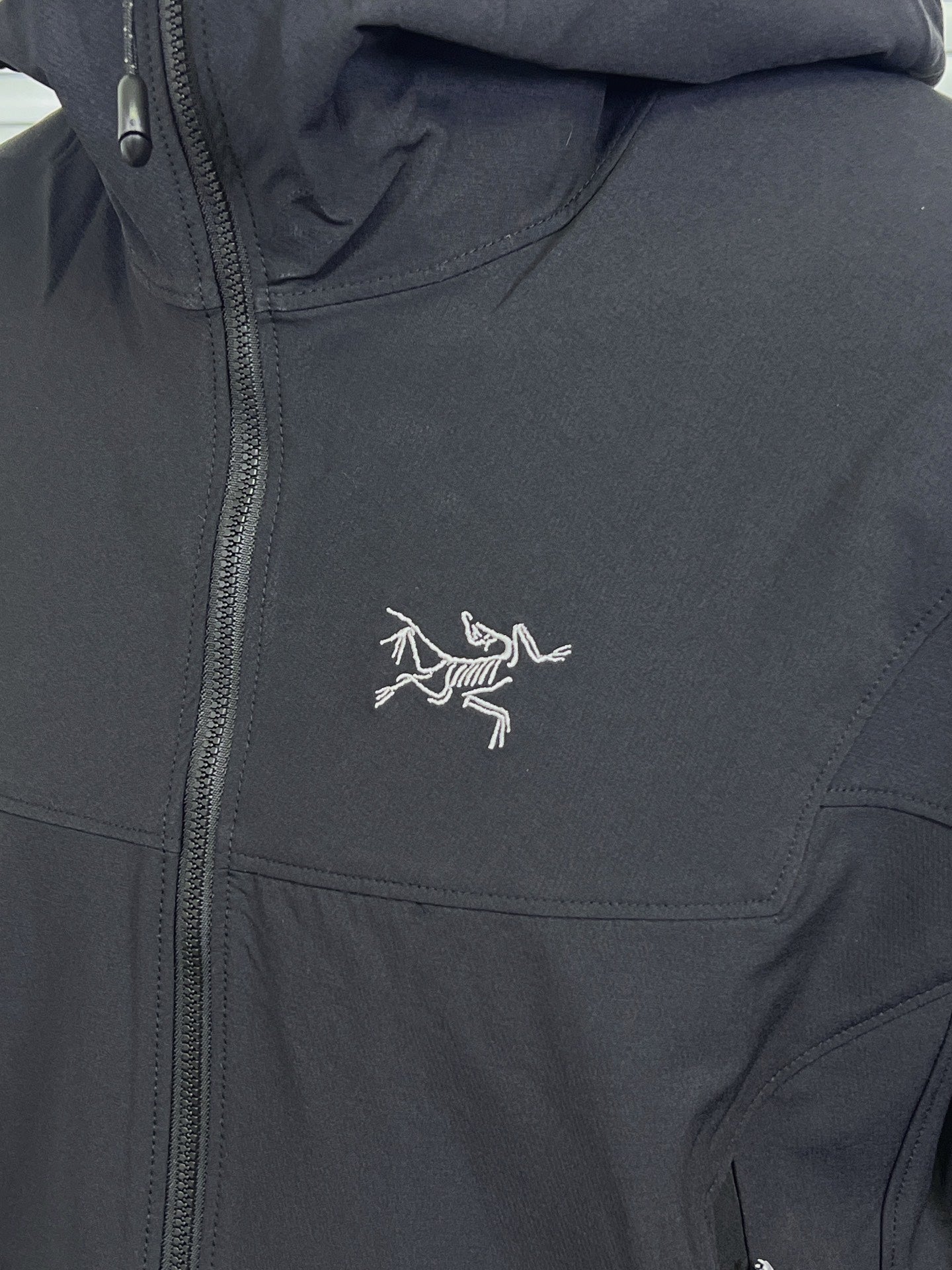Arc'teryx Gamma Hoody Men's Softshell Jacket – Black | Outdoor & Everyday Wear