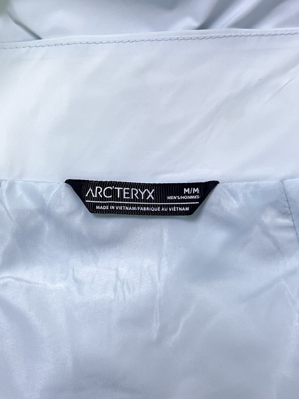Arc'teryx Solano Men's Stand Collar Windbreaker Jacket – Dawn Blue | Outdoor & Everyday Wear