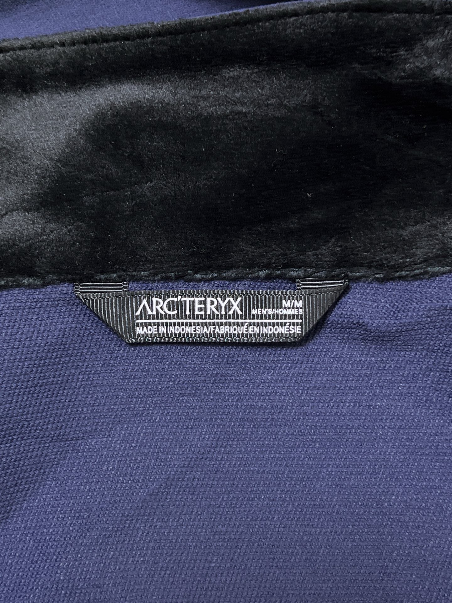 Arc'teryx Men's Hooded Softshell Jacket – Sapphire Blue | Outdoor & Everyday Wear