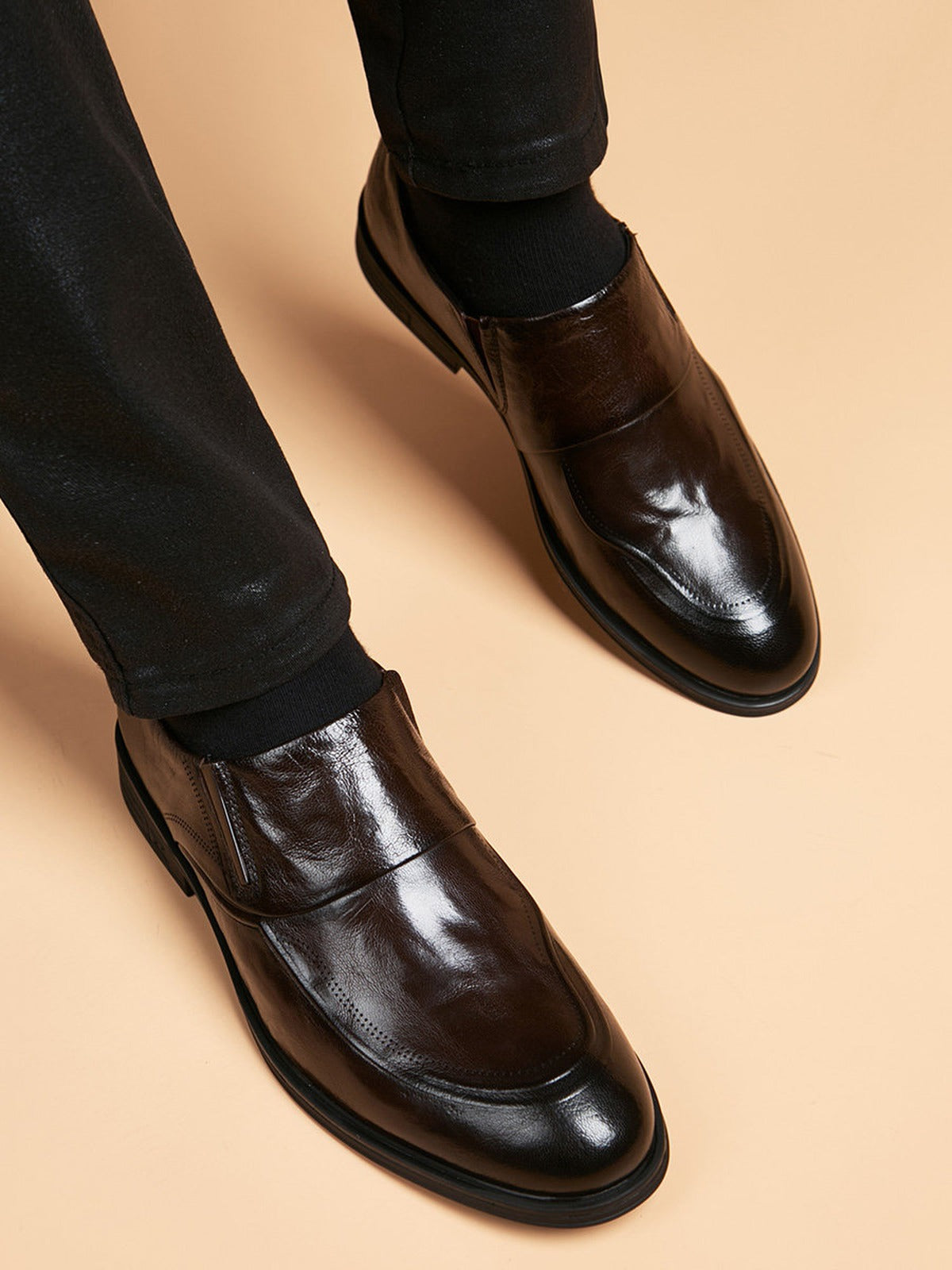 Handcrafted genuine leather shoes product view