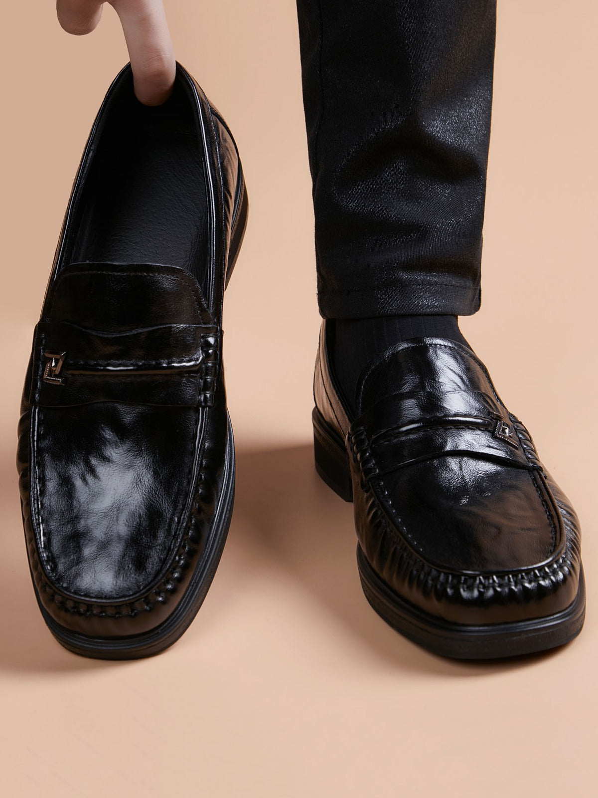 Handcrafted genuine leather shoes product view